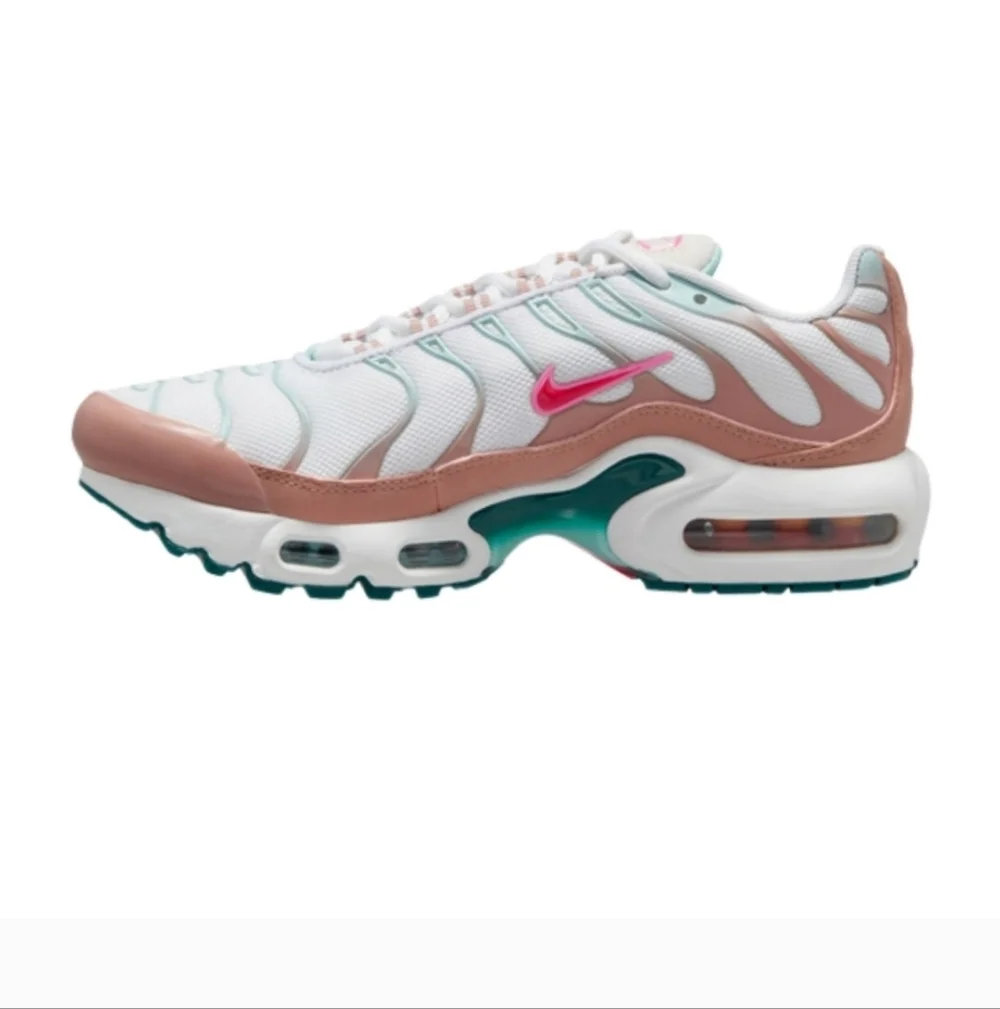 Nike Air Max Plus Big Kids'7Y Women's 8.5 White/Red Stardust/Jade Ice/Siren